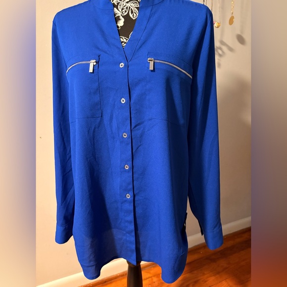 Calvin Klein Vibrant Blouse - Picture 7 of 7